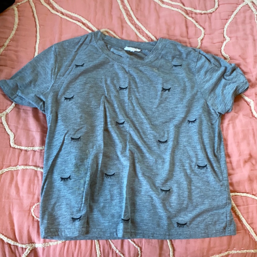 Eyelash tee